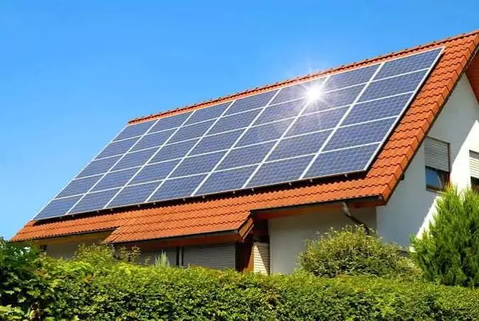 Solar Panel Installers Larkfield installing rooftop solar panels