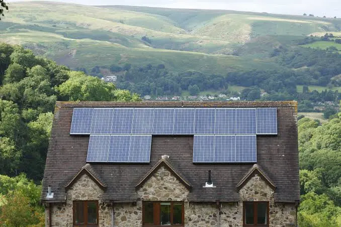 Solar Panel Installers Capel-le-Ferne