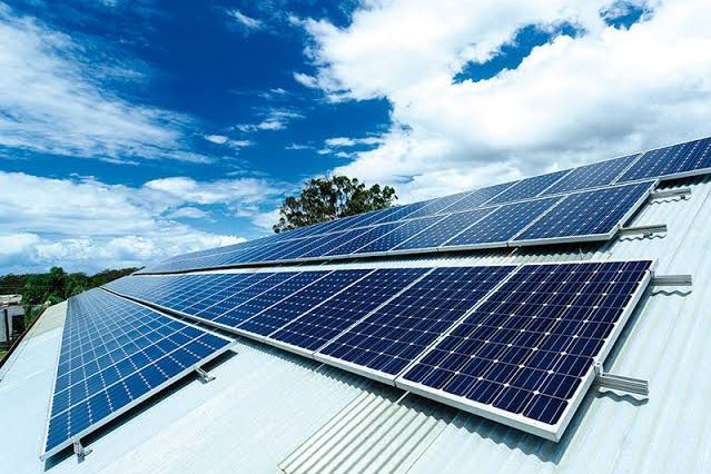 cropped-Cuxton-solar-installing.jpeg Cuxton solar installing