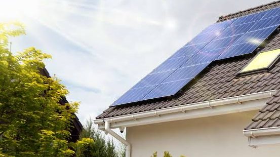 cropped-Willesborough-Solar-installing.jpeg Willesborough Solar installing
